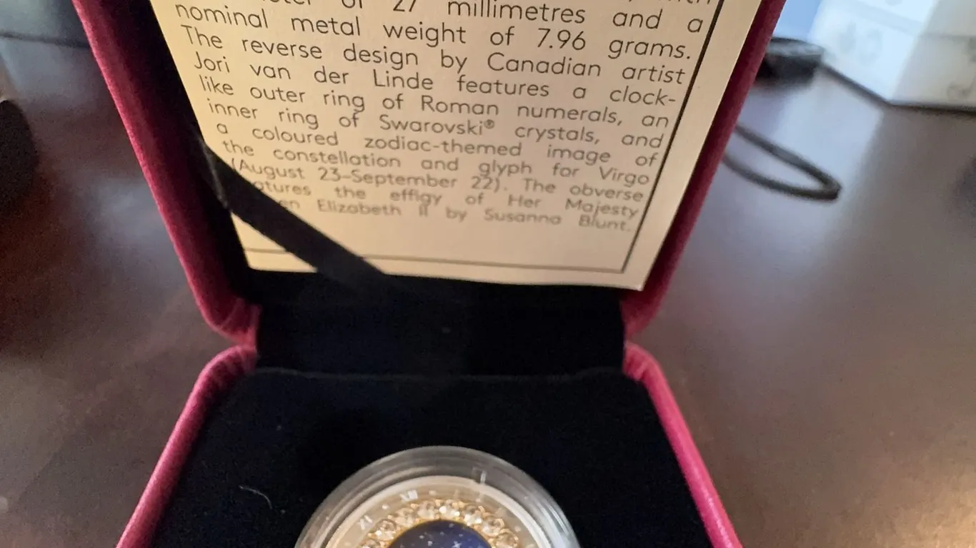 2017 Canada $5 Fine Silver Coin Virgo Zodiac Swarovski Crystals, 7.96g, 27mm