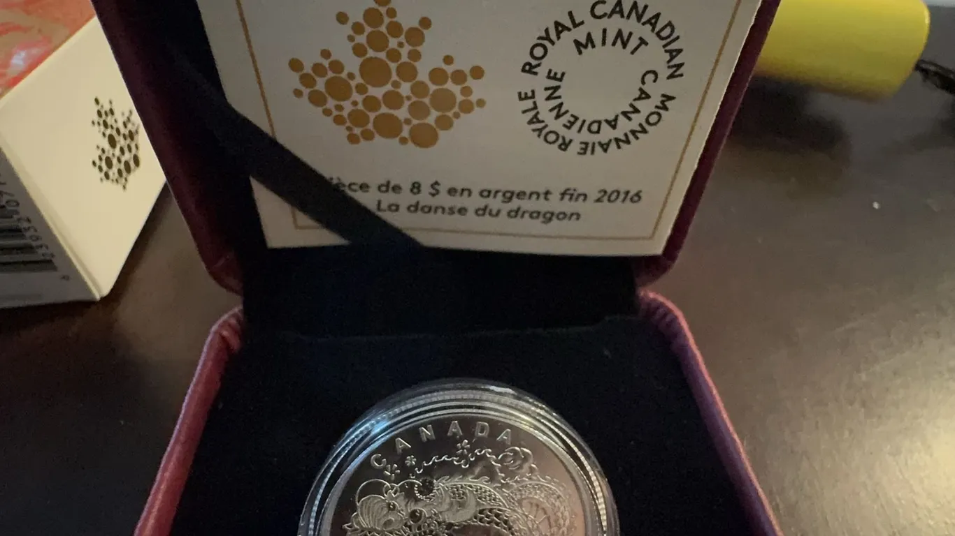 Royal Canadian Mint Silver Coins: 2016 $8 Dragon Dance & 2015 $10 Edmonton Oilers