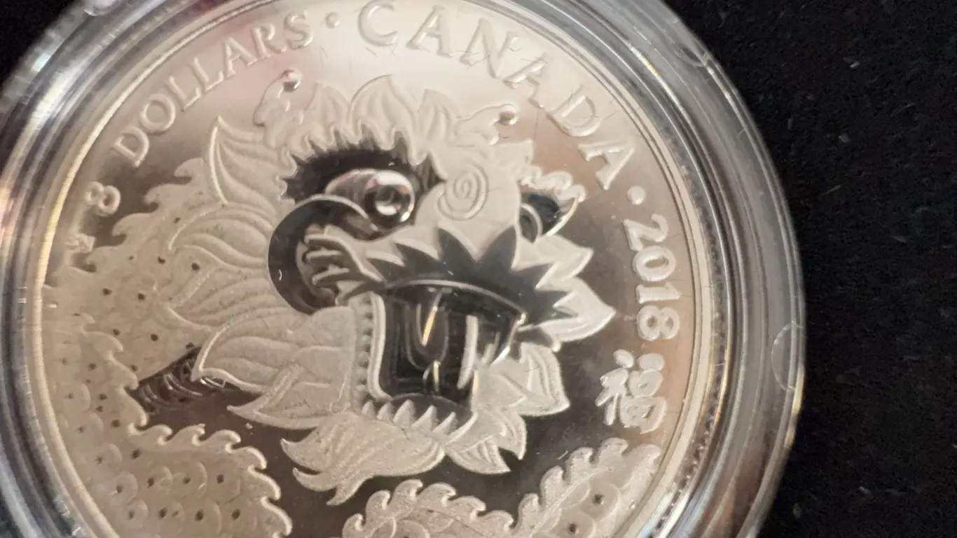 2018 Canada $8 Fine Silver Coin Dragon Luck 7.96g 99.99% Pure with Box and COA