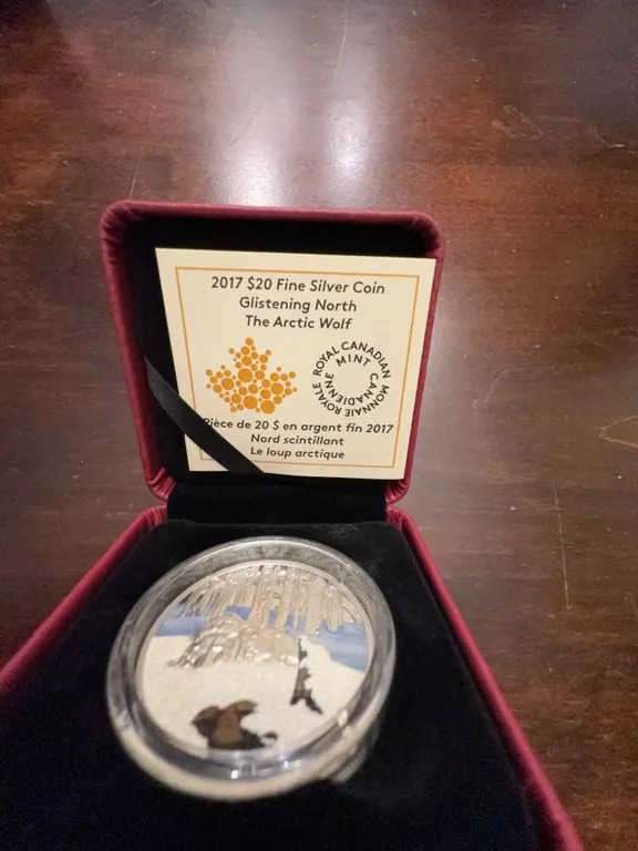 2017 $20 Fine Silver Coin Glistening North The Arctic Wolf in Case with COA