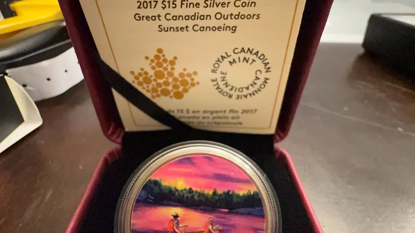 2017 $15 Fine Silver Coin Sunset Canoeing Great Canadian Outdoors RCM 99.99% Pure Silver