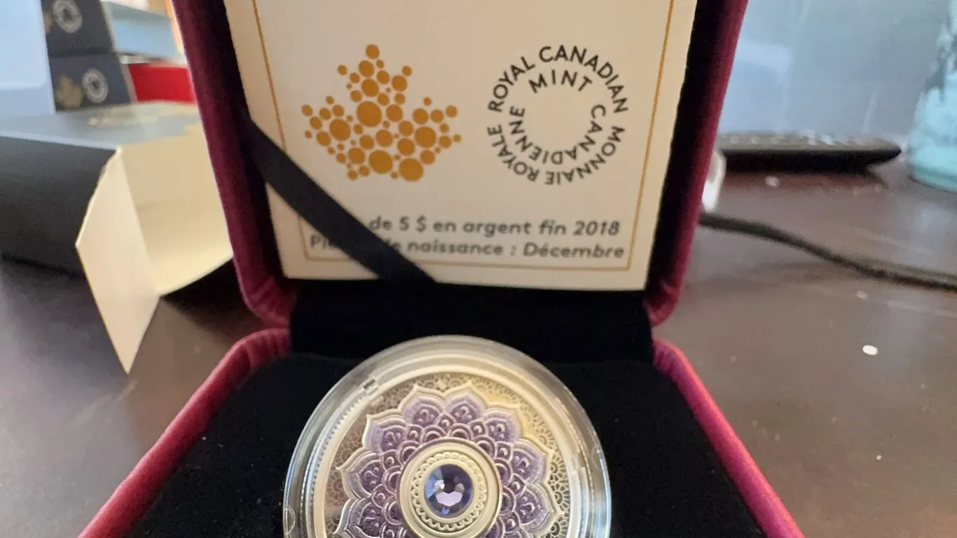 2018 $5 Fine Silver Coin December Birthstone Royal Canadian Mint 27mm Box COA