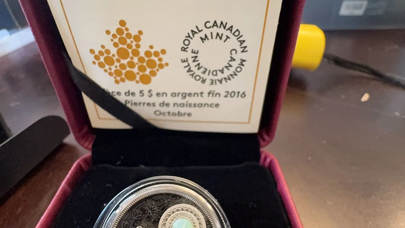 2016 Royal Canadian Mint $5 Fine Silver Coin Birthstones October With Swarovski Gem
