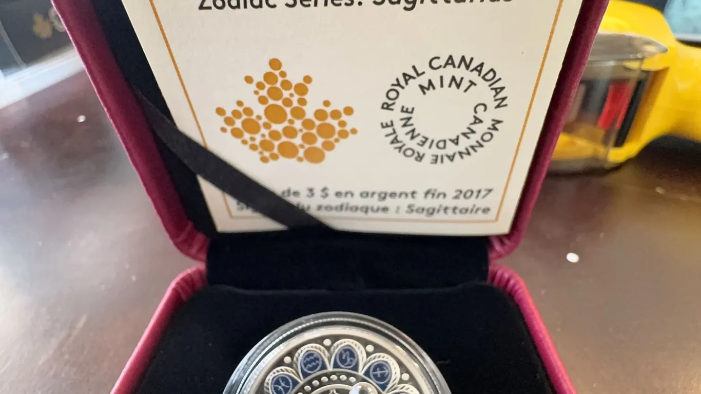 2017 $3 Fine Silver Coin Zodiac Series Sagittarius Royal Canadian Mint w/ Swarovski