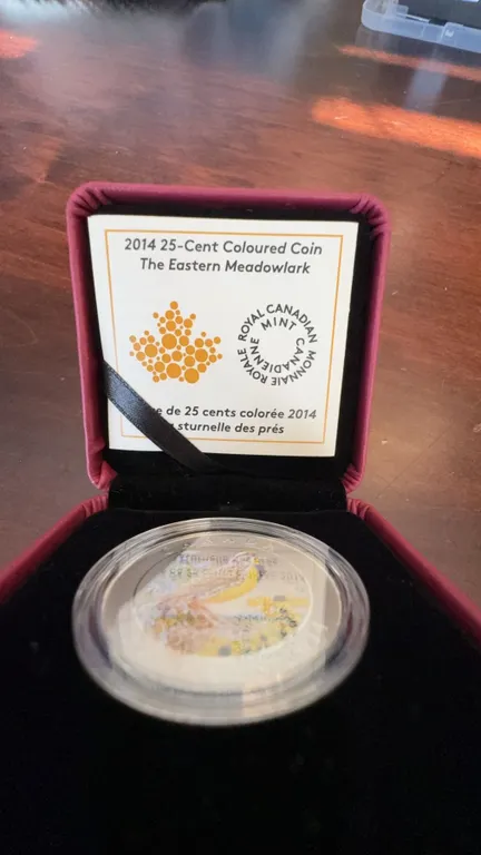 2014 Royal Canadian Mint 25-Cent Coloured Coin The Eastern Meadowlark in Case