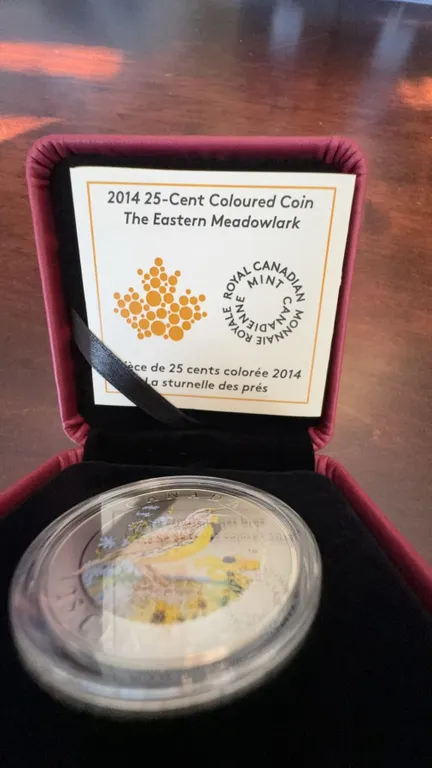 2014 Royal Canadian Mint 25-Cent Coloured Coin Eastern Meadowlark, 35mm Cupronickel
