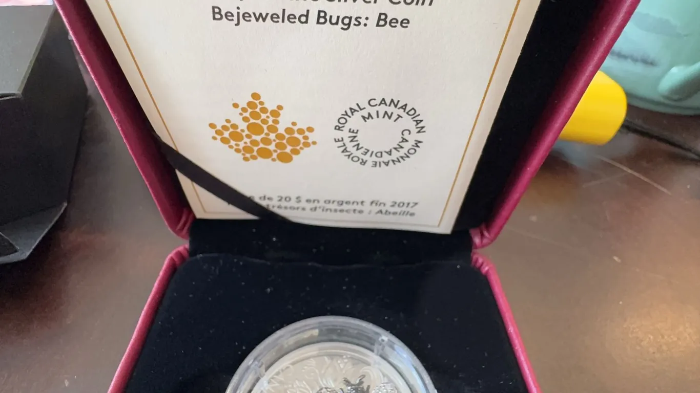 2017 $20 Fine Silver Coin Bejeweled Bugs: Bee, 99.99% Pure, 38mm, 31.39g