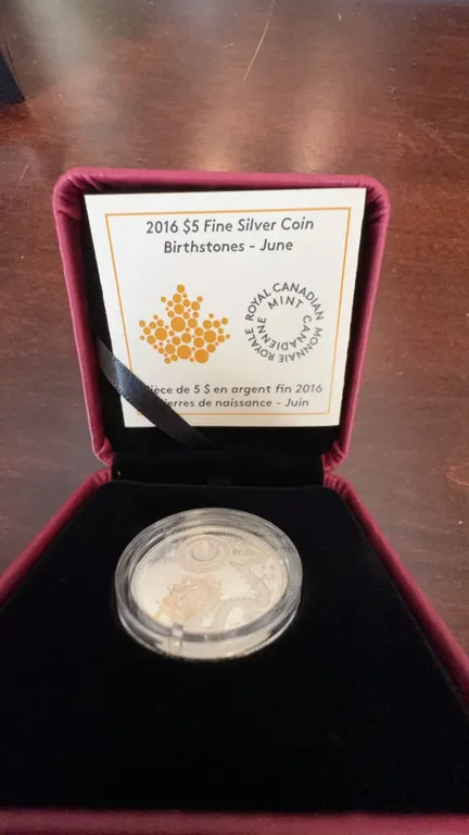 2016 $5 Fine Silver Coin Birthstones June Pearl Canada Royal Canadian Mint