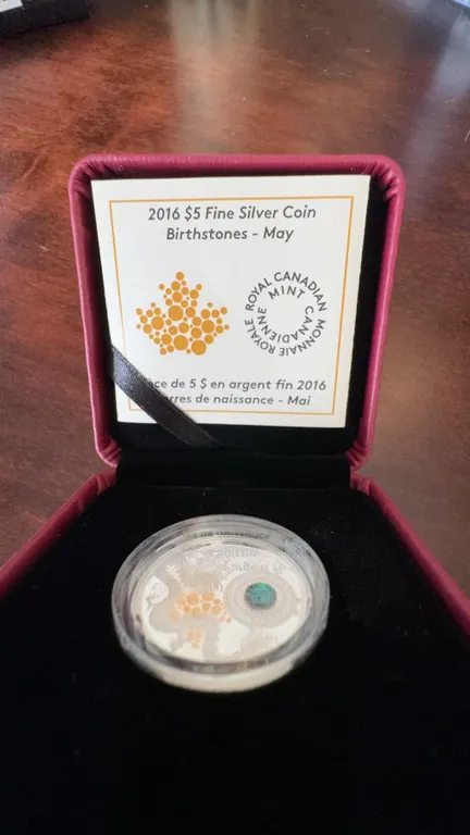 2016 Royal Canadian Mint $5 Fine Silver Birthstone Coin May with Swarovski Crystal