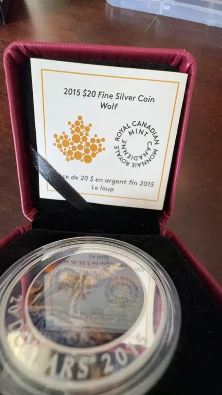 2015 Royal Canadian Mint $20 Fine Silver Coin Wolf, 99.99% Pure, 31.39g, Box & COA