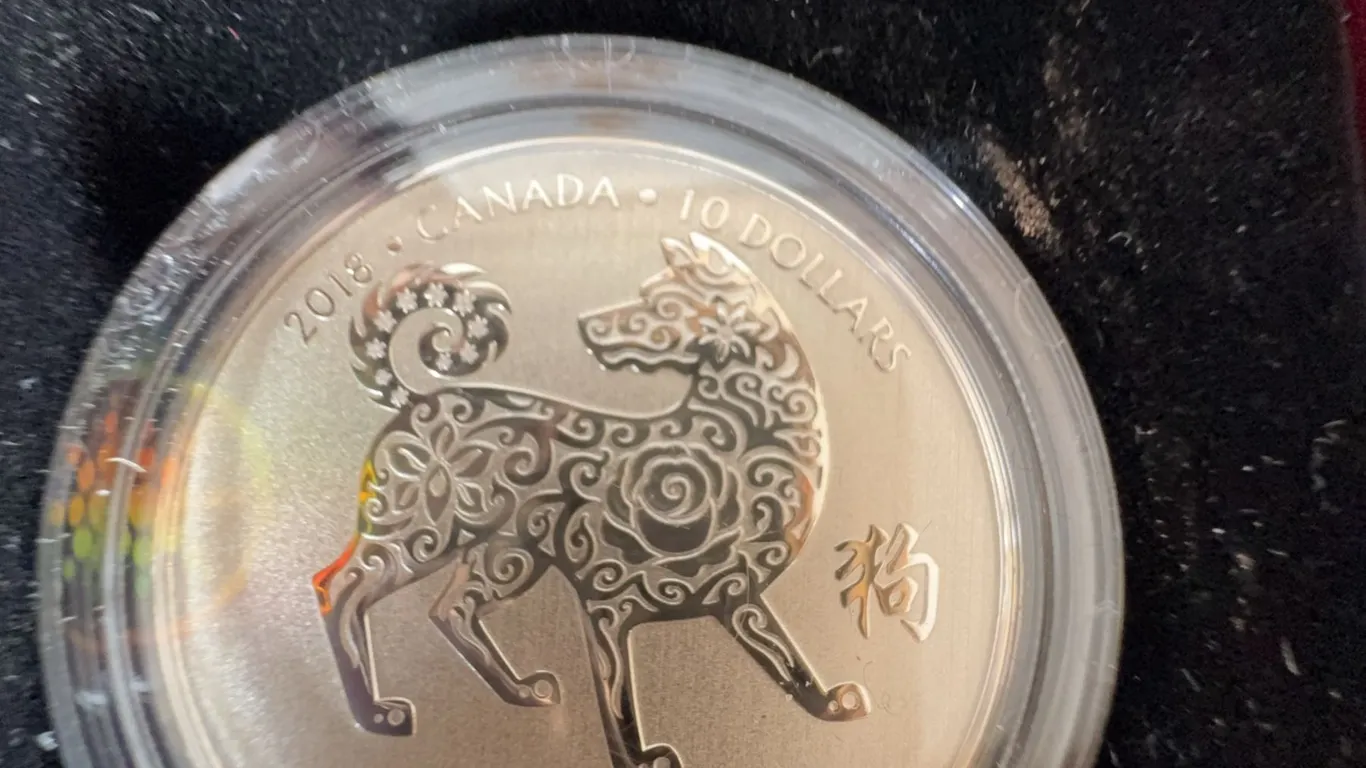2018 Canada $10 Fine Silver Coin Year of the Dog 99.99% Pure Silver 34mm RCM