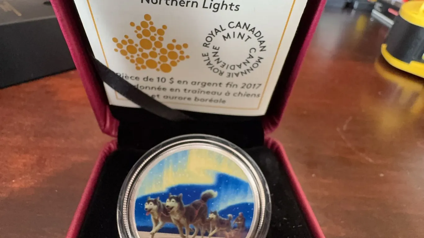 2017 $10 Fine Silver Coin Dog Sledding Under the Northern Lights RCM w/ COA