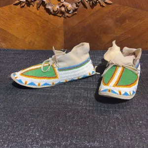 Hand-Beaded Plains Style Native American Moccasins, Leather Soles