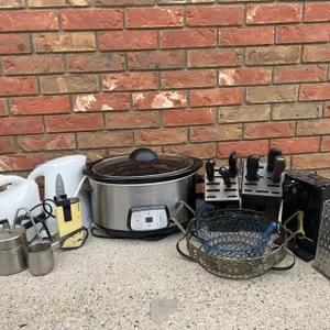 Kitchen Small Appliances, Utensils, Baskets, Can Opener, Knives, Slow Cooker