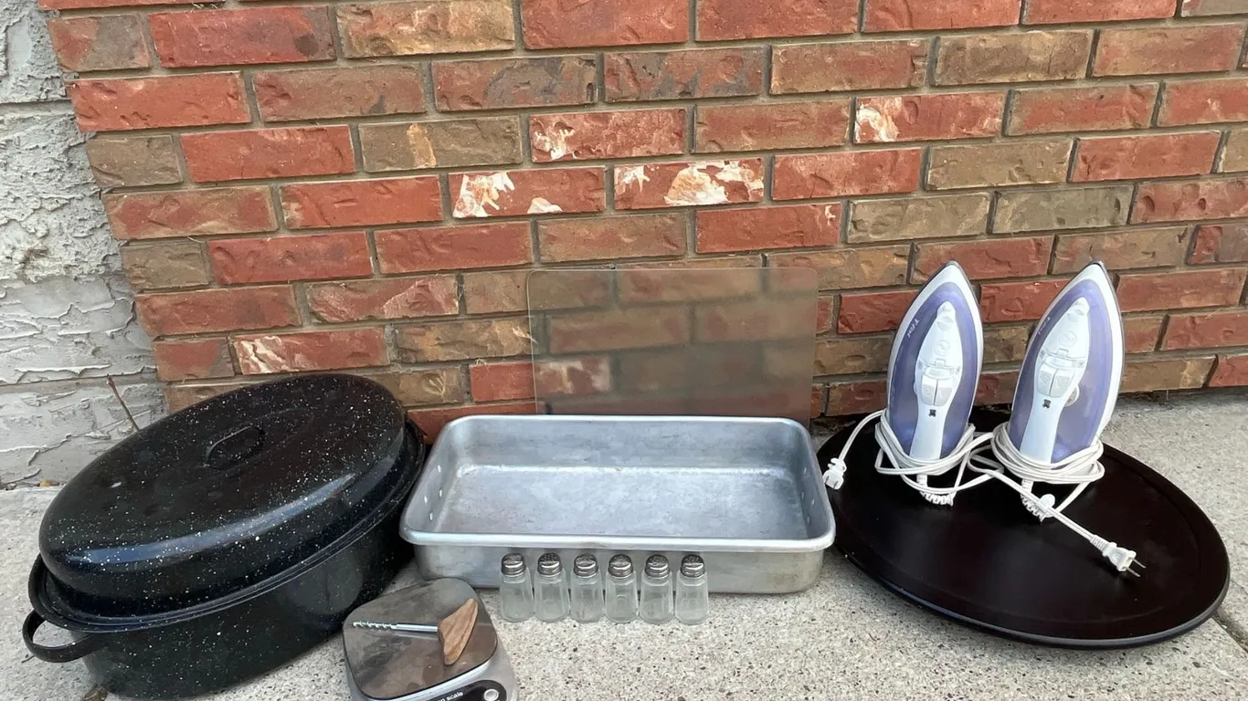 T-fal Irons, USA Enamel Roaster, Aluminium Tray, Lazy Susan, 6 Salt and Pepper Shakers