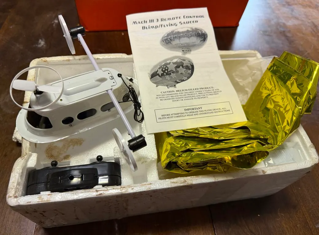 Mach III Remote Control Blimp and Flying Saucer