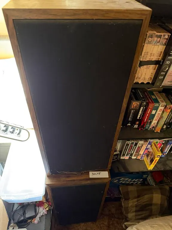 (4) Various Speakers