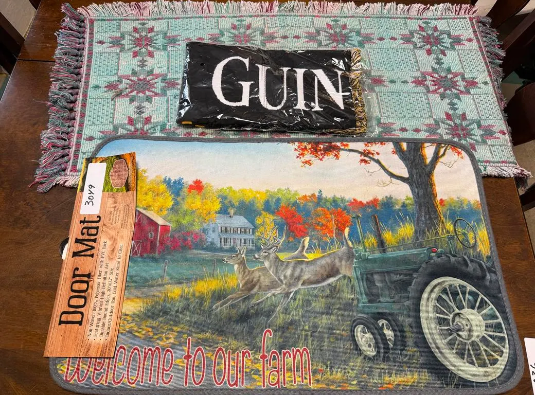Unused John Deere Door Mat & Guiness Banner