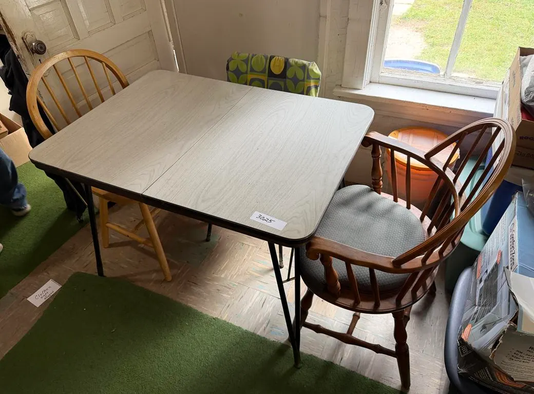 Vintage Kitchen Table and (3) Assorted Chairs