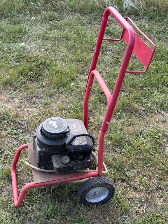 B&S Gas Pressure Washer 1200PSI (No Hoses)