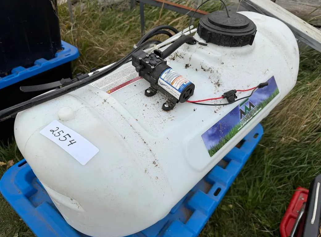 Poly 15 Gal Sprayer Tank with Electric Pump
