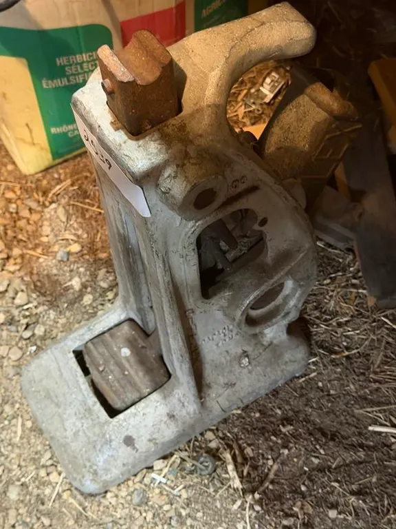 HD Manual Tire Bead Breaker