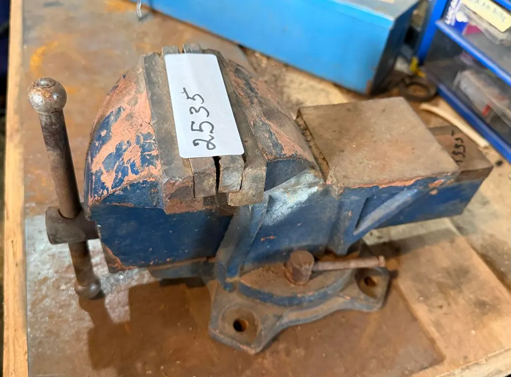 Bench Vise