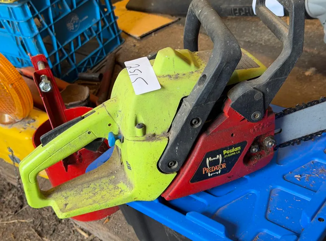 Poulan Predator 2150PR LE Gas Chainsaw
