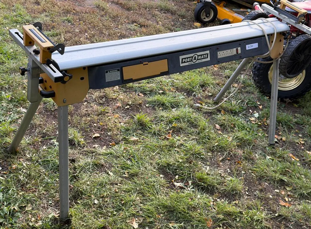 Port A Mate PM7000 Portable Power Stand
