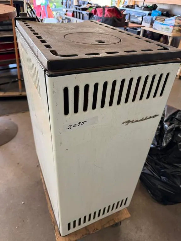 Vintage Findlay Gas Heater/Stove
