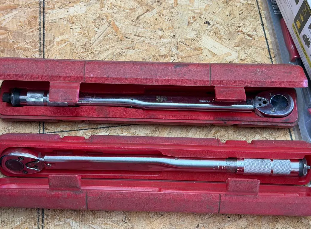 (2) Torque Wrenches
