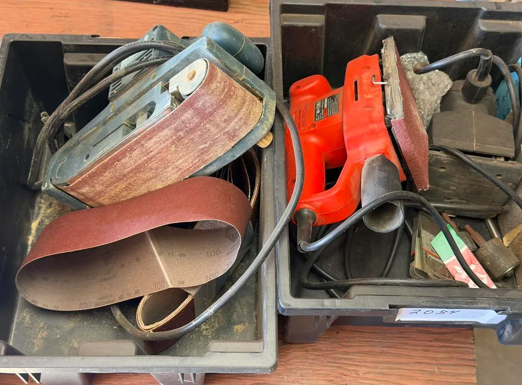 (2) Belt and Vibrate Electric Sanders