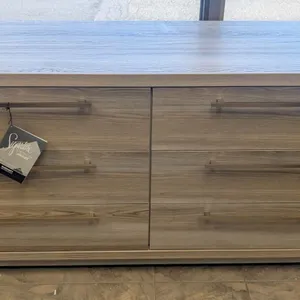ONSITE: ASHLEY HASBRICK 6-DRAWER DRESSER W/ MIRROR