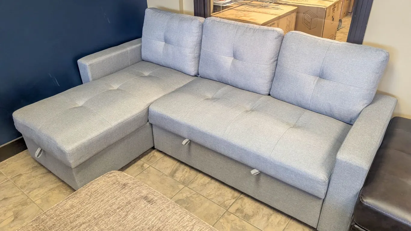 ONSITE: MADISON GREY PULLOUT SECTIONAL