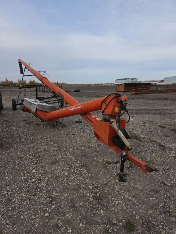 L Brandt 10 Inch Swing Auger
Serial Number- 11931
