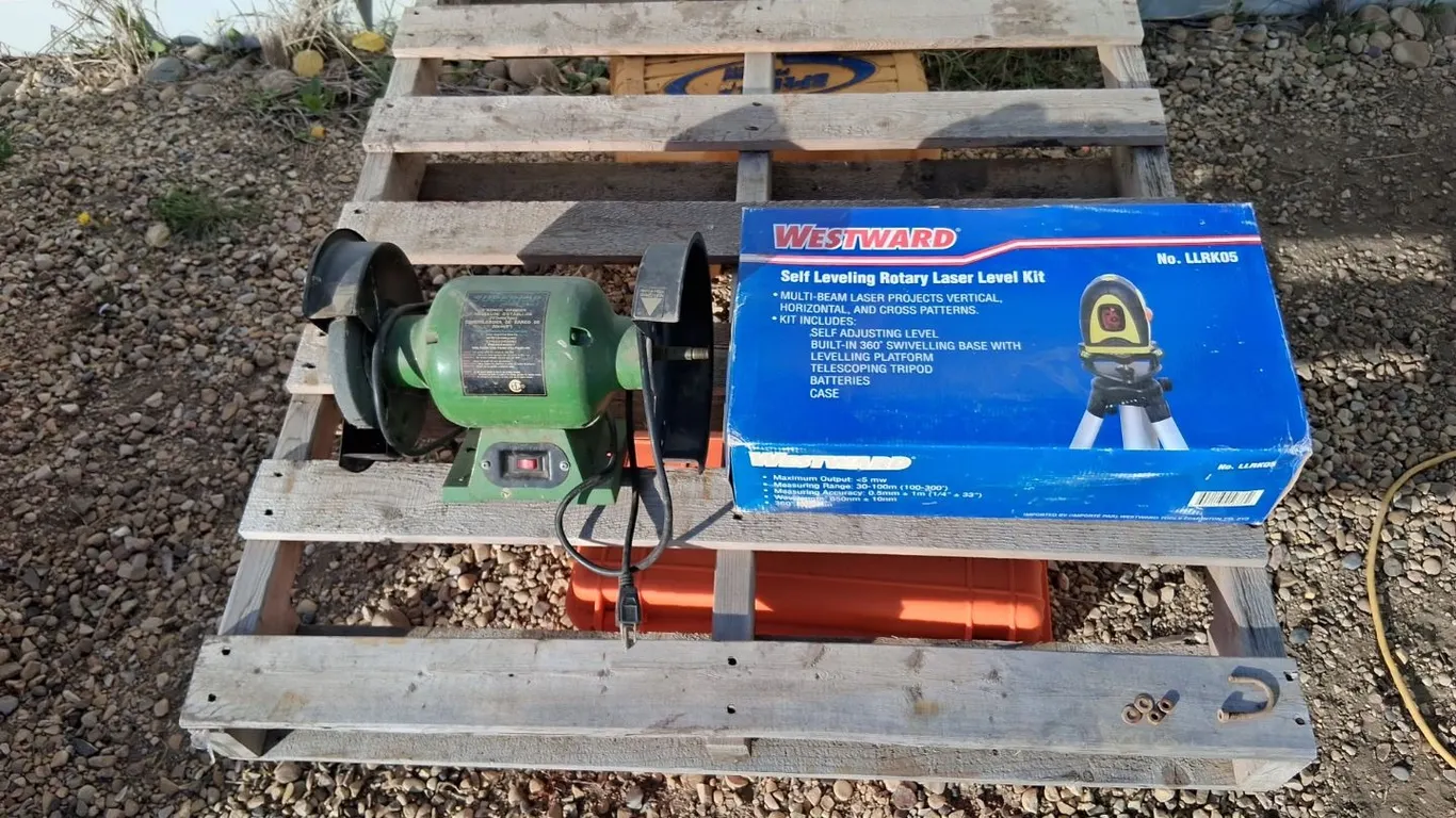 Westward Self Leveling Rotary Laser Level Kit
Superior 8" Bench Grinder (NC)