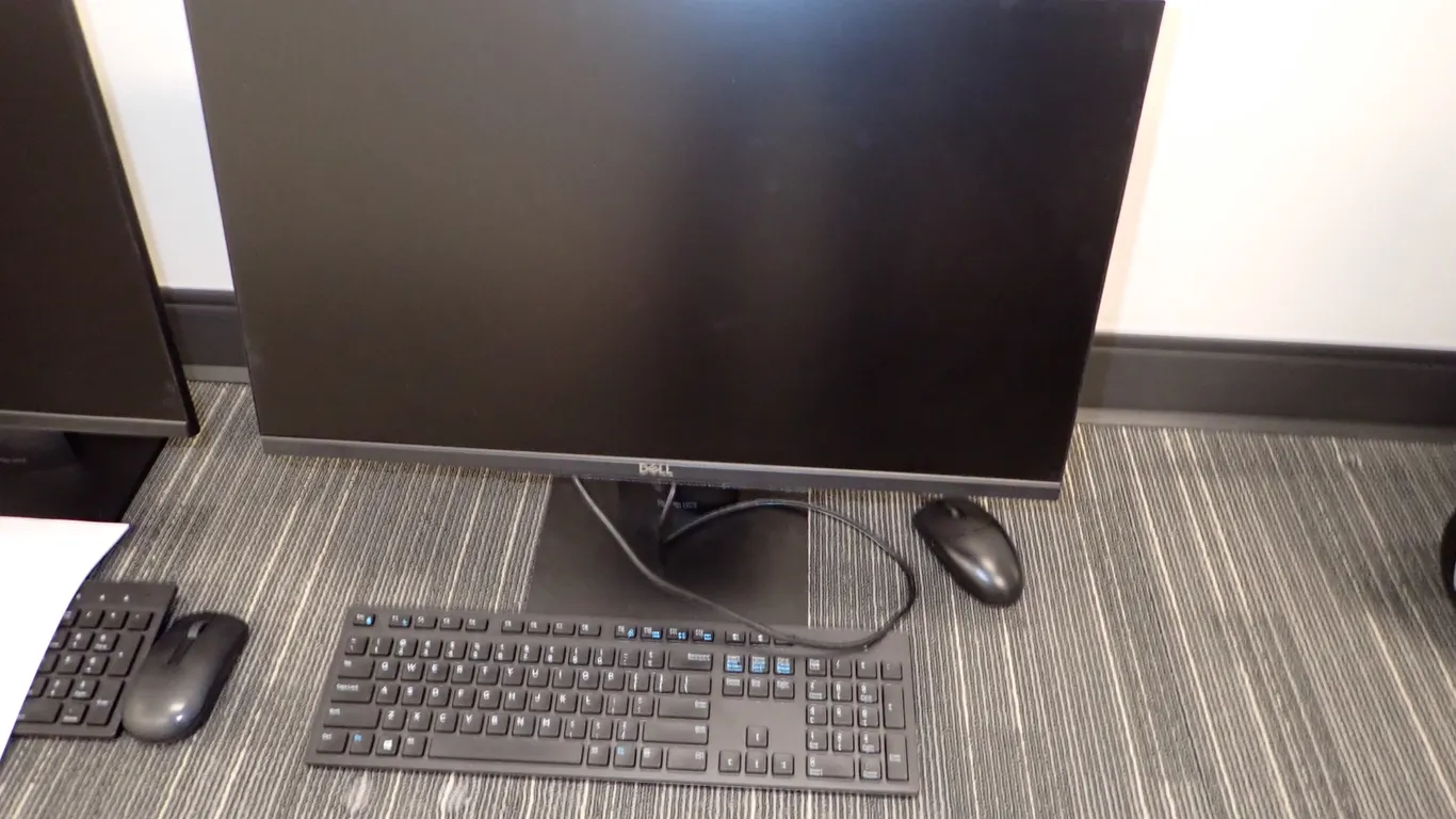 Lot of Dell Optiplex 7070 Ultra Computer, Dell P2419H Monitor, Keyboard and Mouse.