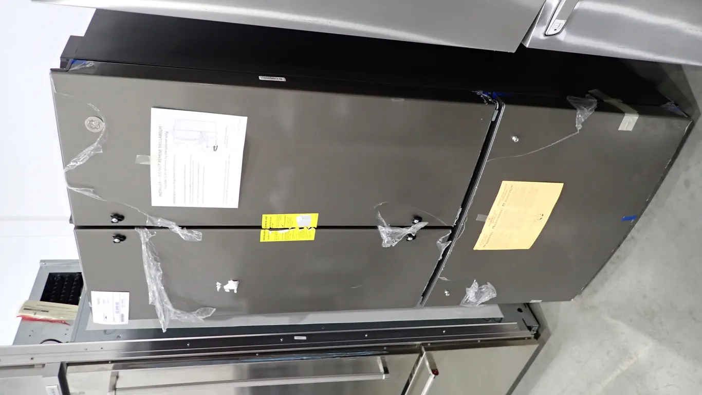 GE Profile PNE25NMLKES French Door Slate Top Refrigerator/Bottom Freezer- NOTE: PLEASE INSPECT.