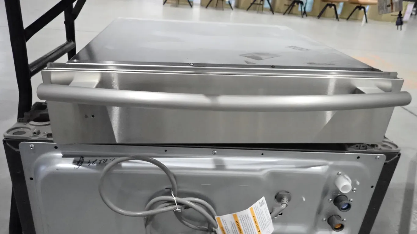 Miele EGW4060 24" Plate and Cup Warming Drawer- NOTE: PLEASE INSPECT.