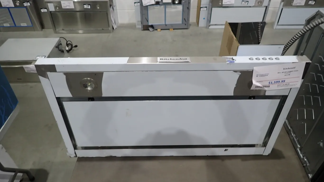 KitchenAid KVWB406DSS Stainless 36" 400cfm Wall Mount Chimney Hood- NOTE: PLEASE INSPECT.