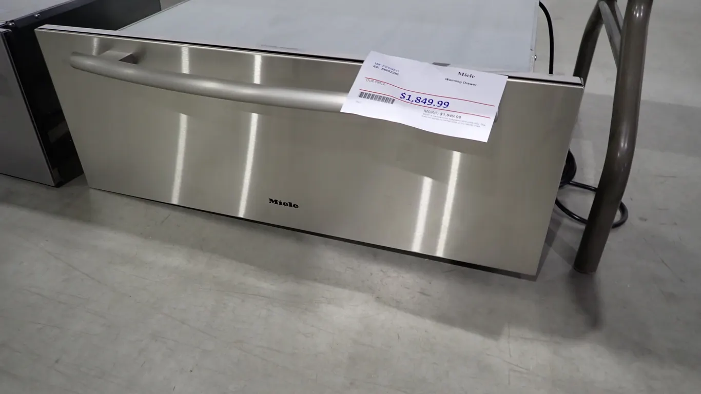 Miele ESW4811 Stainless Steel 30" Warming Drawer- NOTE: PLEASE INSPECT.