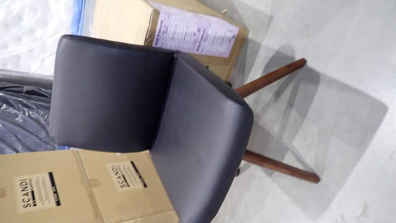 Lot of (2) Sets of (2) Scandi Norway HD10-1-00 HYGGE Essenza Nero Leather Low Back Dining Chairs.