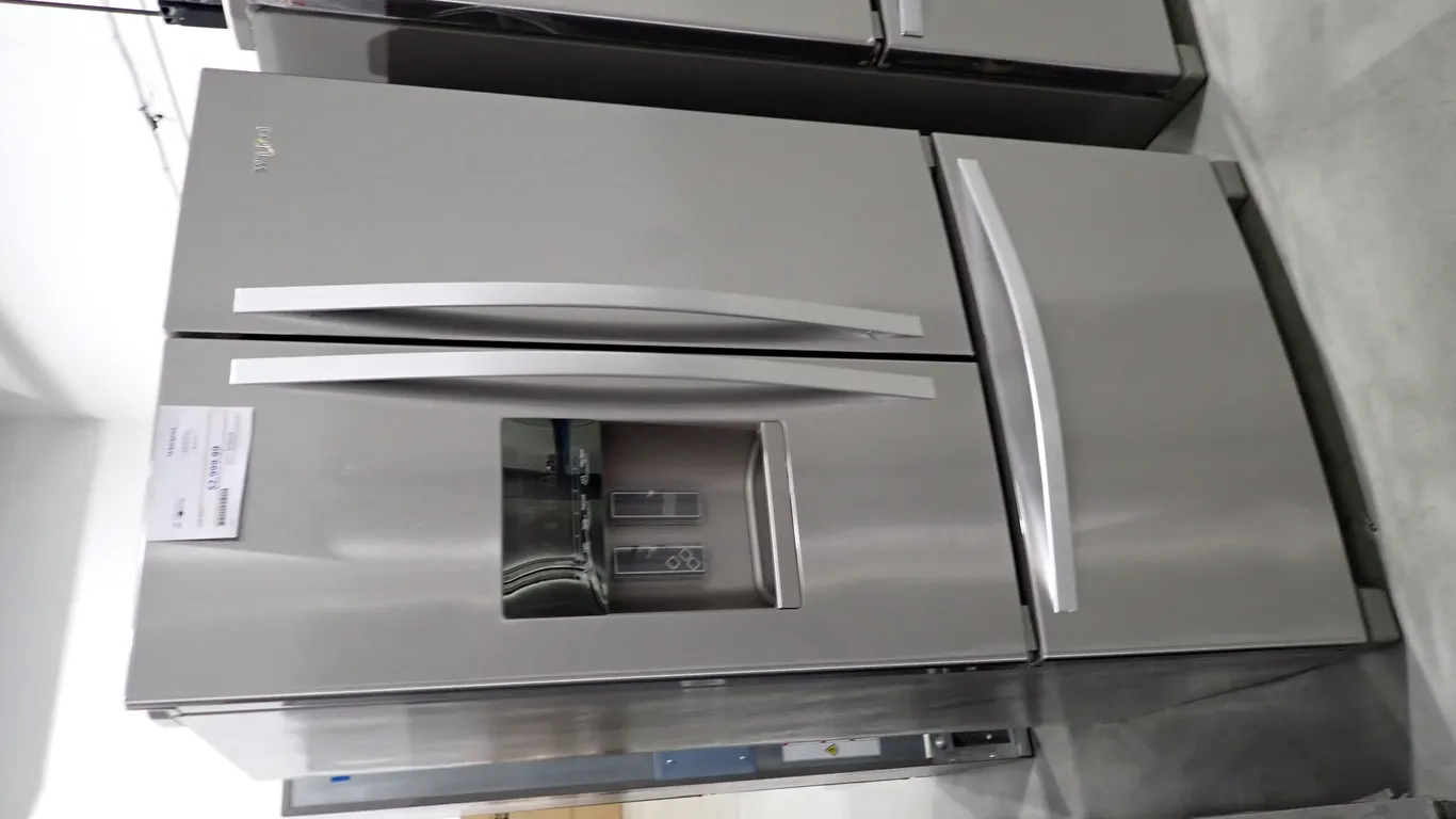 Whirlpool WRF555SDFZ French Door Stainless Print Resistant Refrigerator- NOTE: PLEASE INSPECT.