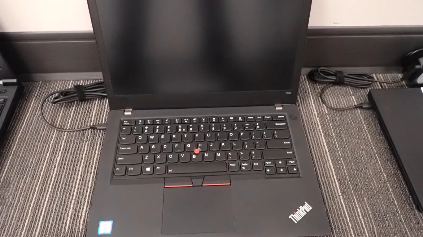 Lenovo Thinkpad 14" 20L6SBQB0F T480 Laptop Computer.