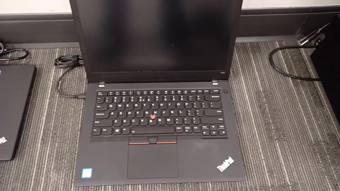 Lenovo Thinkpad 14" 20L6SBQB0F T480 Laptop Computer.