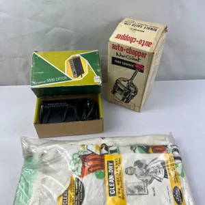 Assorted 50s collectables