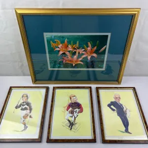 Lot of framed wall art