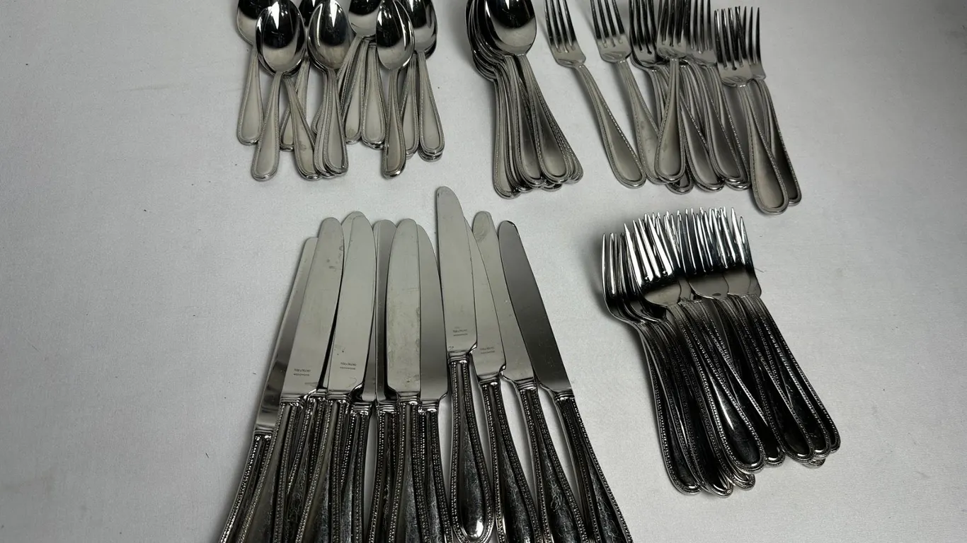 66 PC VERA WAND WEDGEWOOD CUTLERY