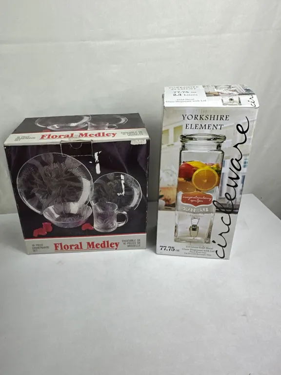 New Floral Medley 16-Piece Dinnerware Set & Gold Decal 2.3 Litres Glass Dispenser with Lid