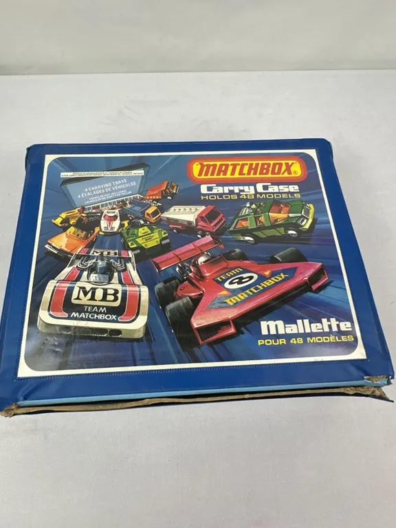 47 Vintage Cars in MatchBox Carry Case